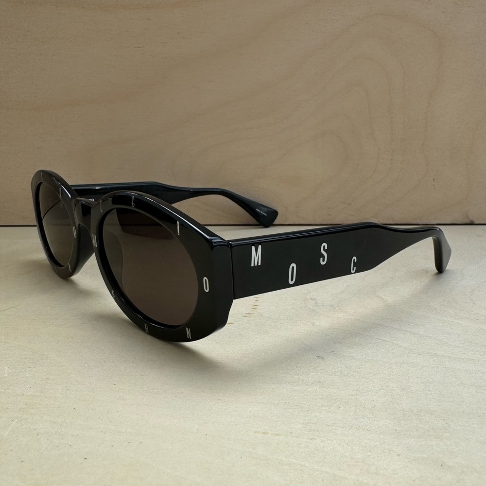 NEW Authentic Moschino Oval Sunglasses Black - Picture 3 of 9